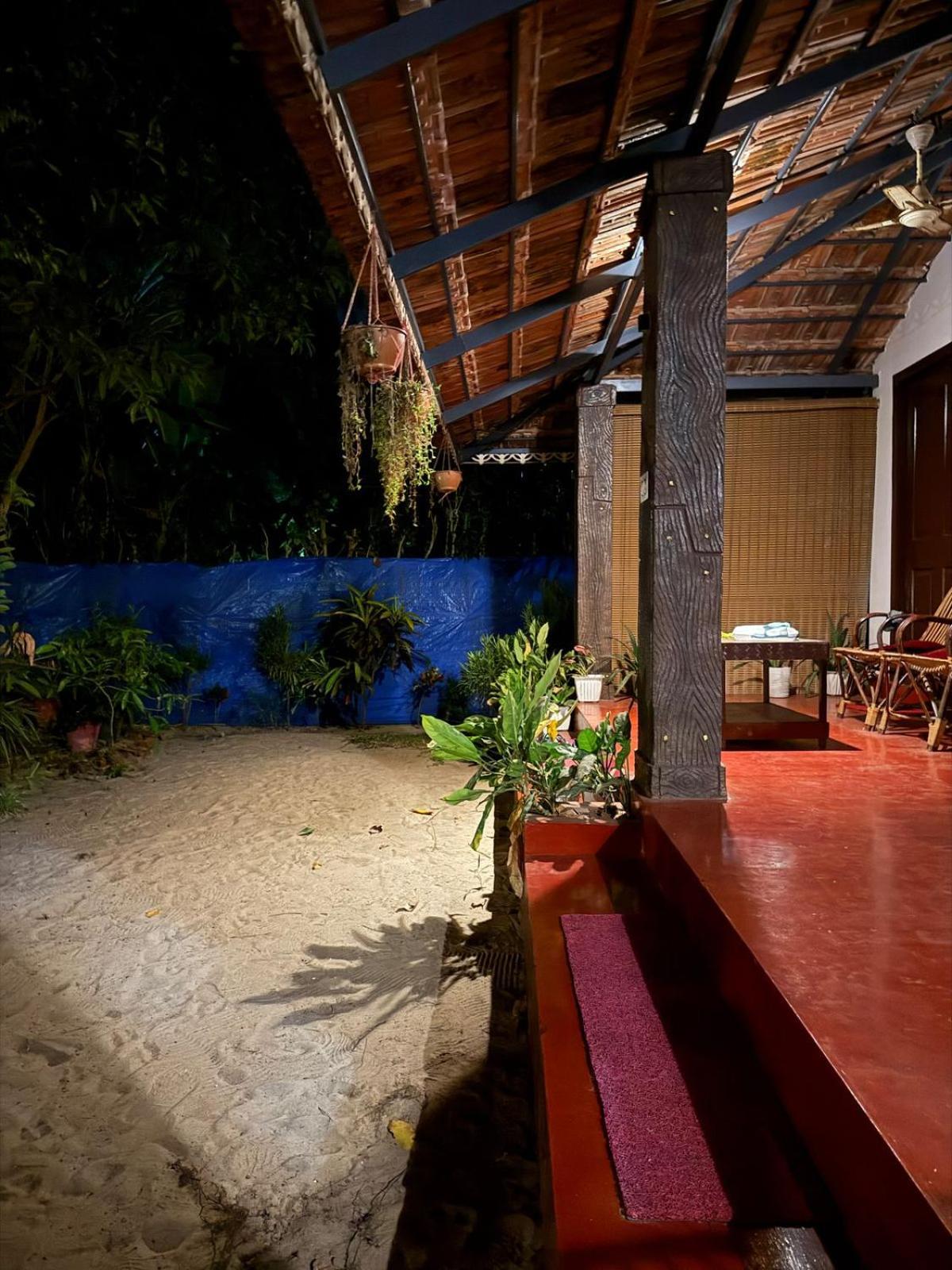 Marari Adonis Beach Villa Mararikulam Exterior photo