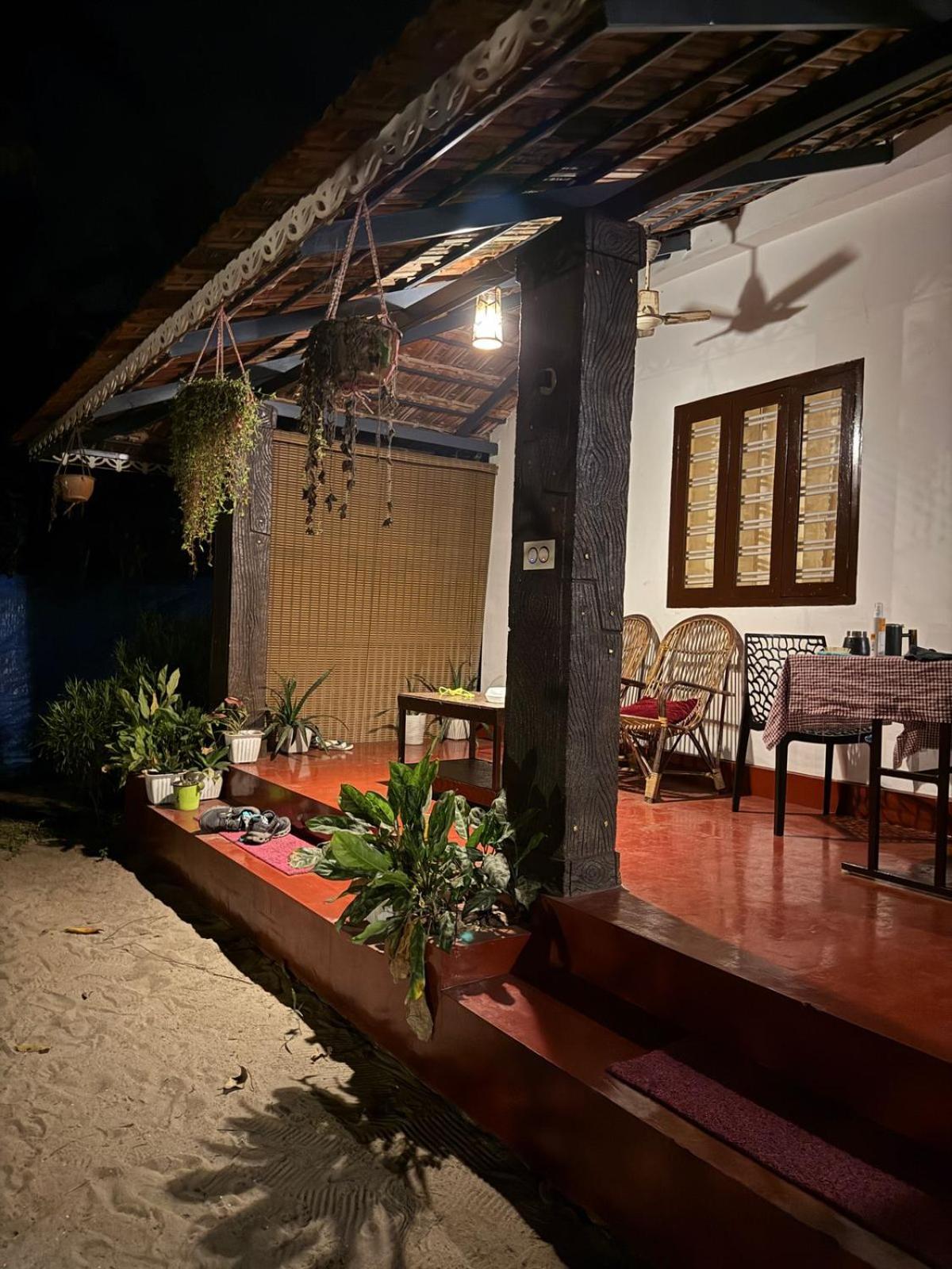 Marari Adonis Beach Villa Mararikulam Exterior photo